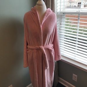 Victoria Secret pink fluffy robe with hood